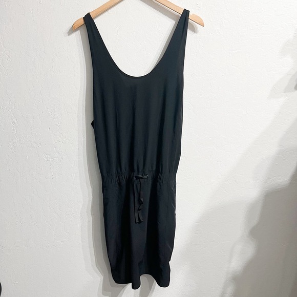 Patagonia Fleetwith Dress Cross-Back Tank Pockets Drawstring XL Black Active - Picture 1 of 6